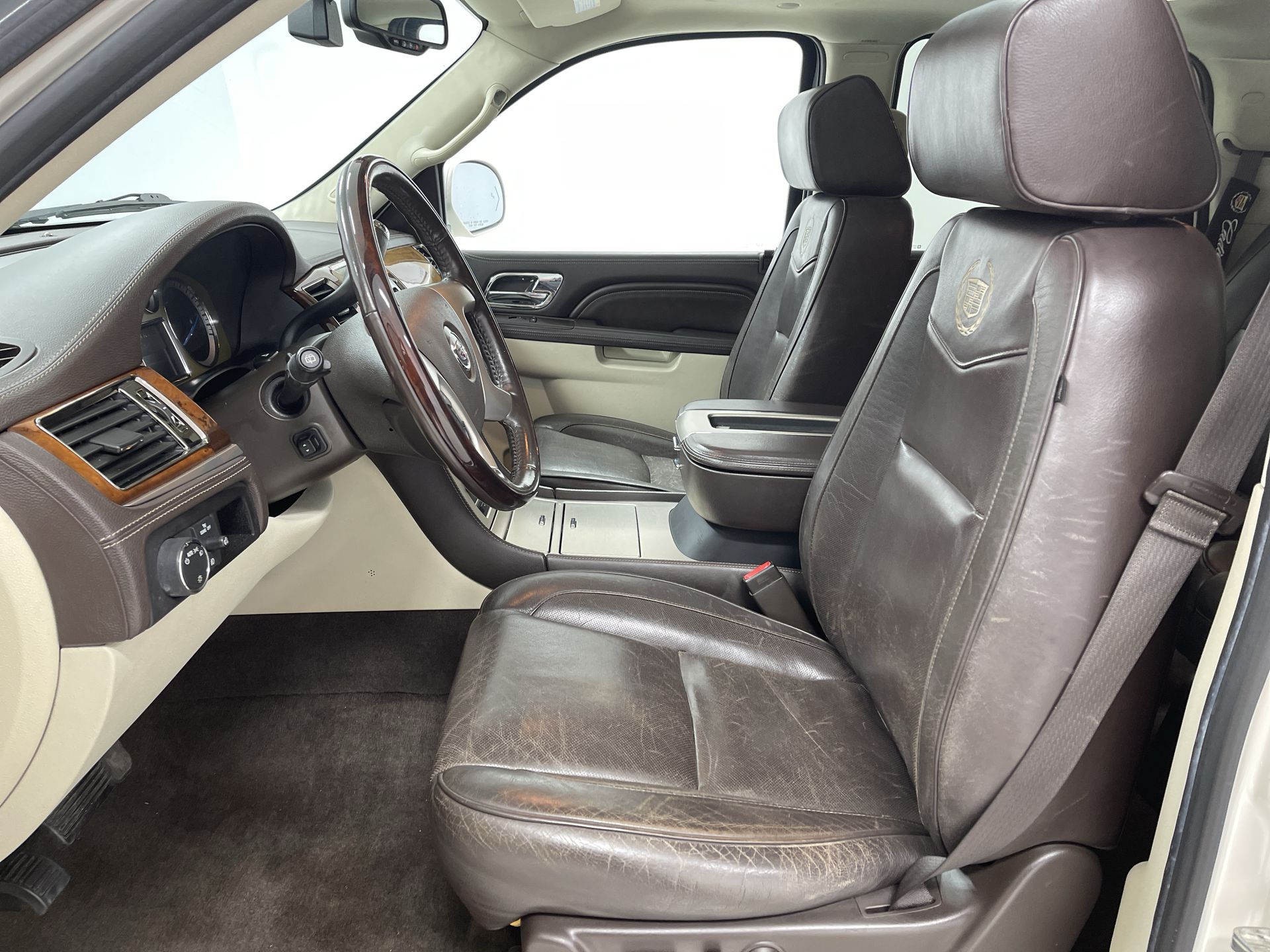 Specifically flow socket Used 2013 Cadillac Escalade For Sale ($27,499) | Vroom